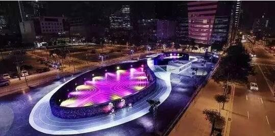 從跑道到手機(jī)，LED顯示屏逐漸＂入侵＂日常生活
